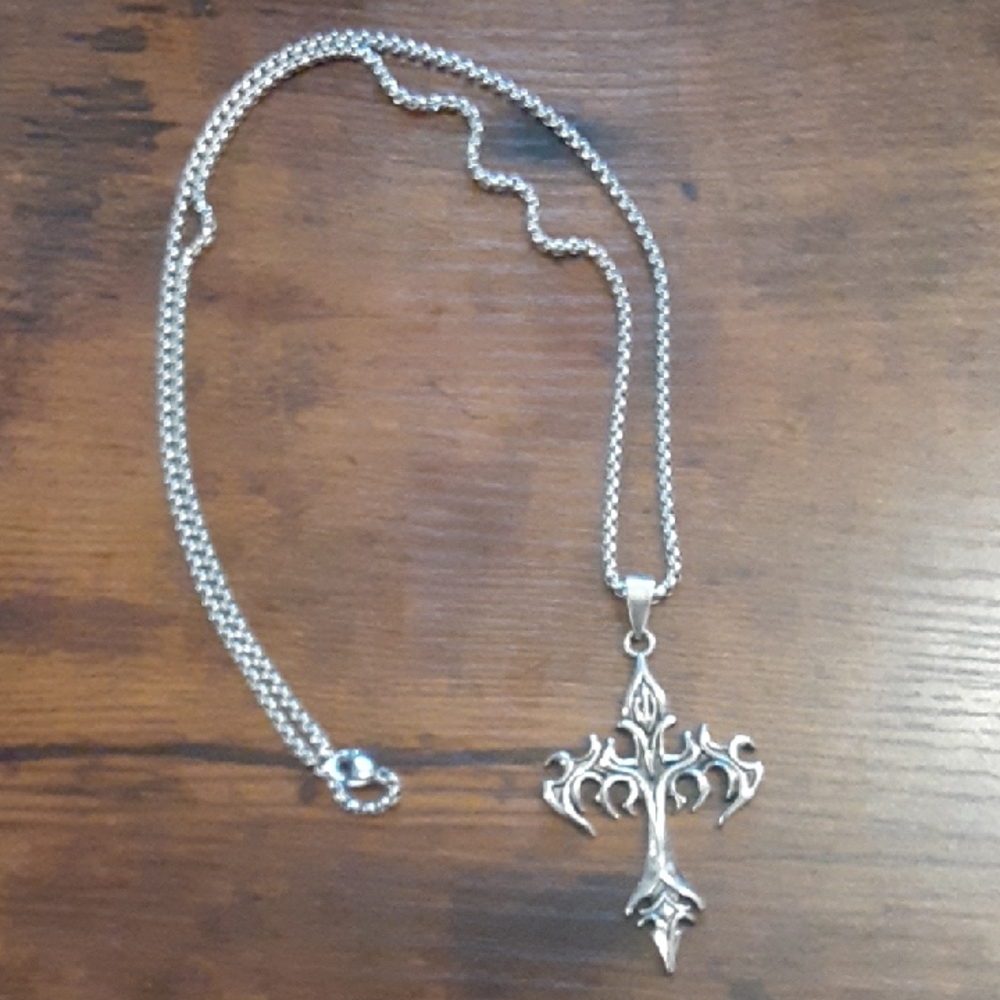 Silver Tone Cross Pendant Necklace